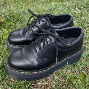 8053 PLATFORM DOC MARTENS
